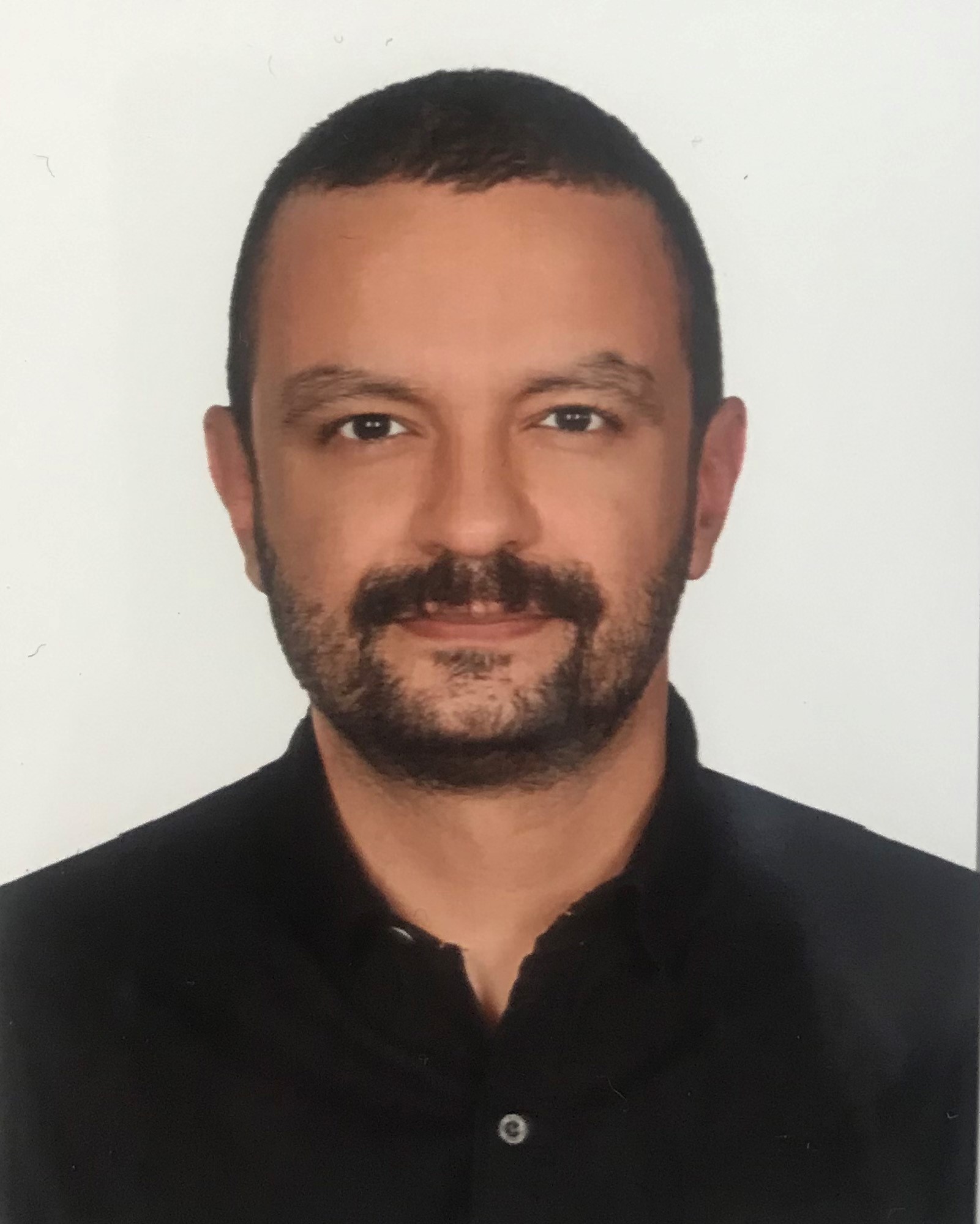 Yavuz Turan.jpg (347 KB)